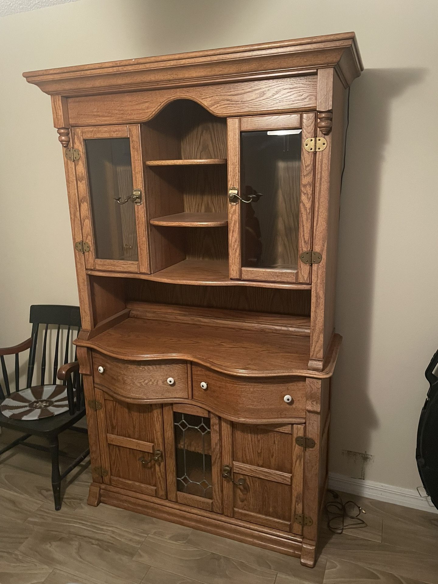 Antique Oakwood Hutch/Bar