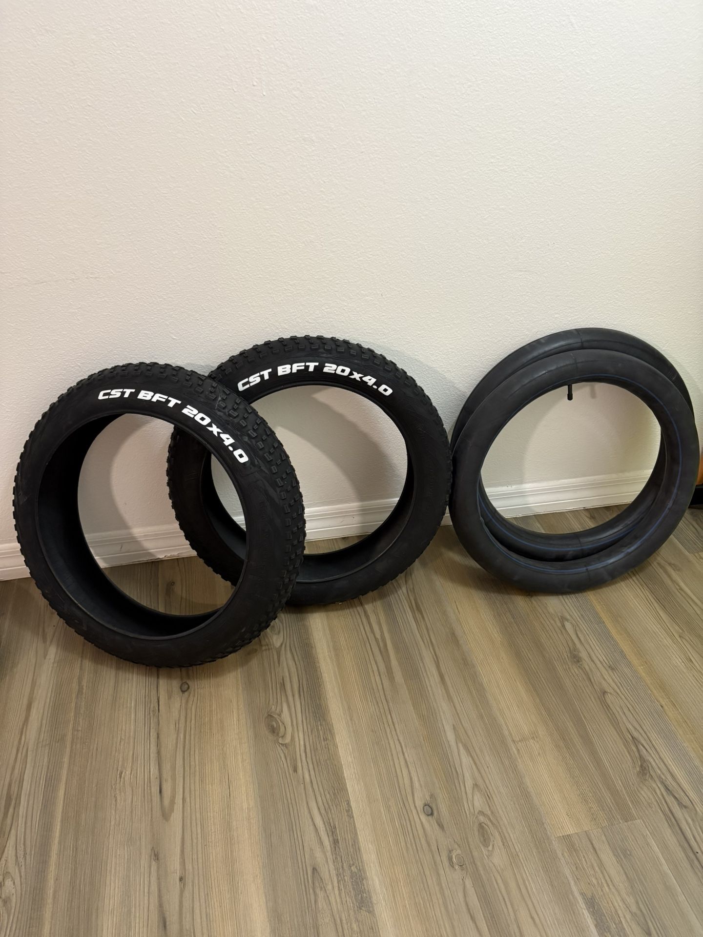 🛞 CST BFT 20x4.0 Fat Tire E-Bike Tires + Tubes – Brand New Set 🛞