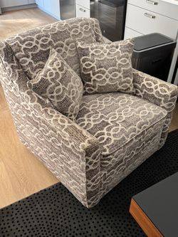 Corinna Swivel Arm Chairs Accent Chair