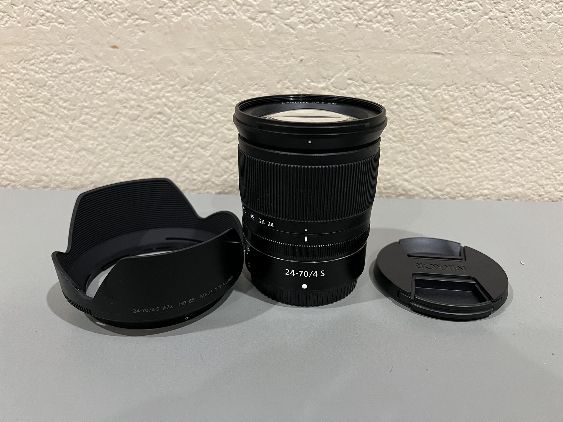 Nikon NIKKOR Z 24-70mm f/4 S Lens