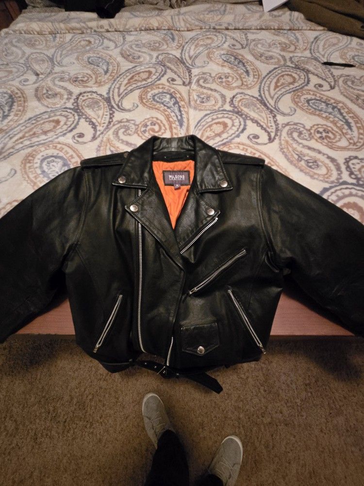 Black Leather Motorcycle Jacket - Mens Medium
