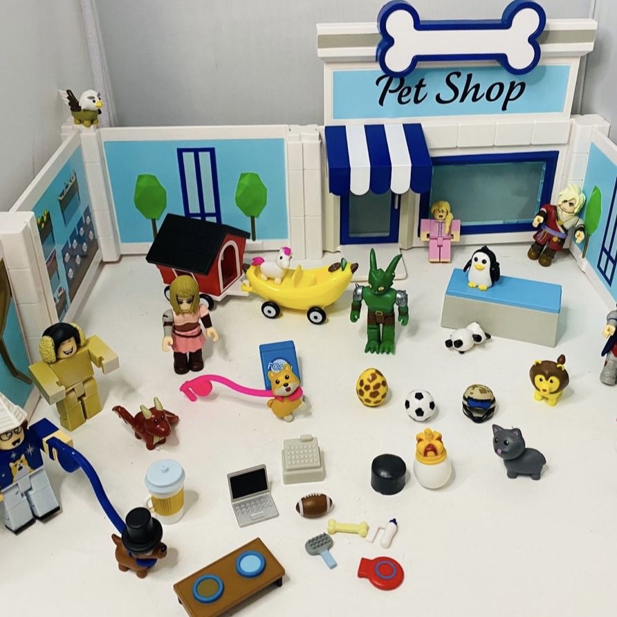 Roblox Adopt Me Pet Shop Playset Pets & Action Figures Not Completed.￼