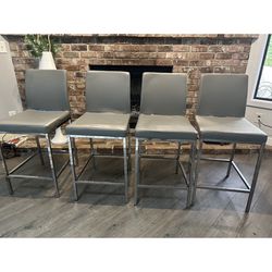 4 Grey Faux Leather Chrome Bar Pub Modern Comfy Stools Chairs(( Seat Need A Little Repair 
