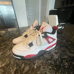 Jordan 4