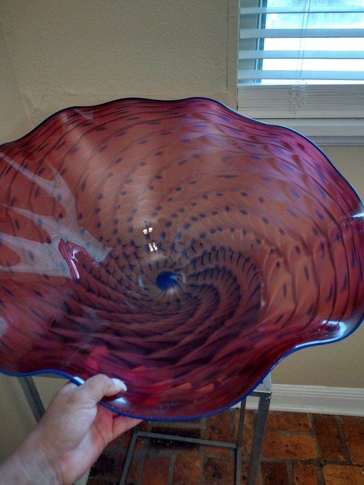 Signature Glass Centerpiece