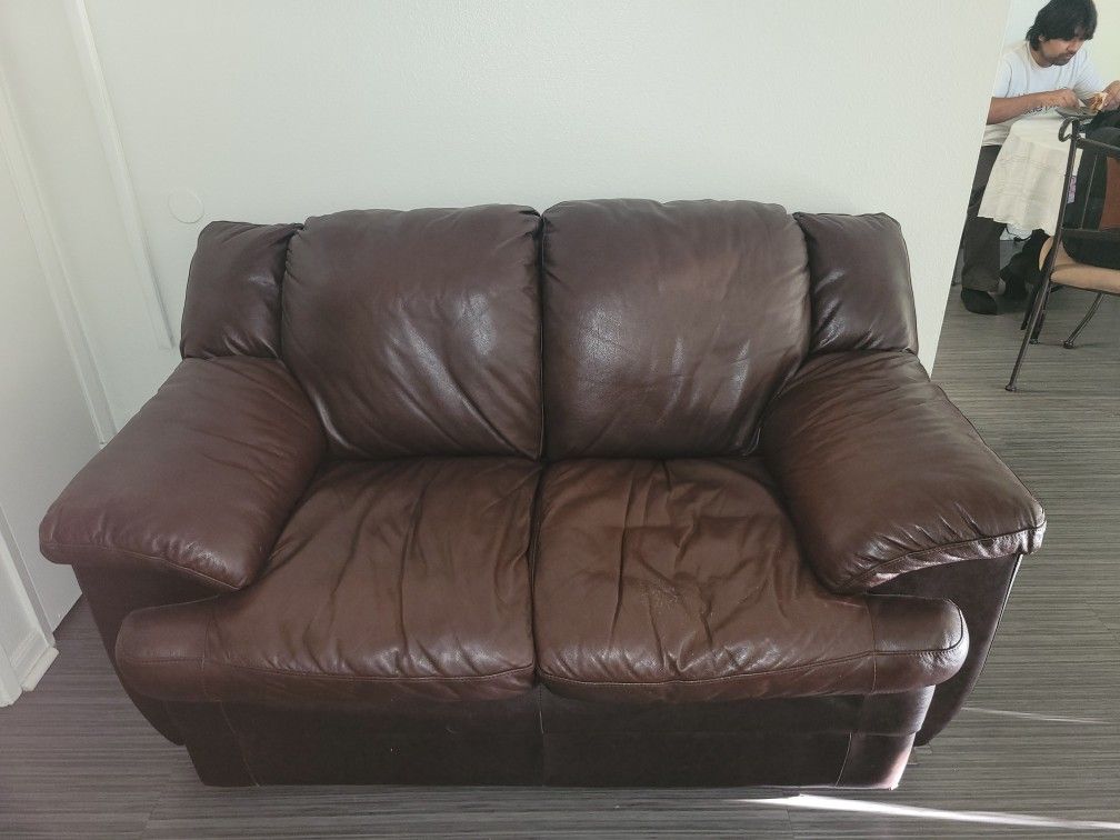 Two-Piece Couch 5 Seats