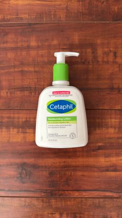 Cetaphil Moisturizing Lotion: For Dry To Normal, Sensitive Skin; 8 oz