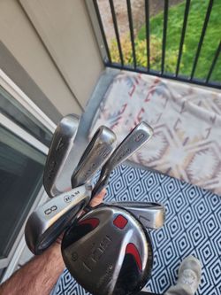 Golf clubs