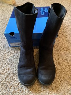 Little girl boots size 12