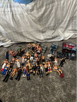 WWE Action Figure Toys Lot Bundle (Taking Offers‼️)