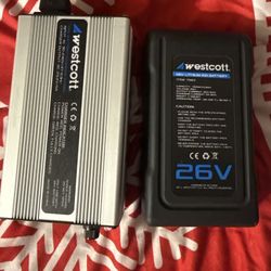westcott. V Mount 26 V Battery.