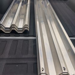 HURRICANE 🌀 PANELS / (15 ) L= 45 INCHES  & W= 14 INCHES & (7) L= 88 INCHES & W = 14 INCHES.