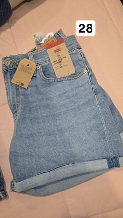 LEVIS WOMEN SHORTS