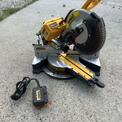 Dewalt 60v Flexvolt 12 In Sliding Miter Saw (tool Only) 