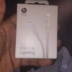 Apple USB-C to Lightning 