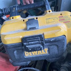 dewalt vaccum 