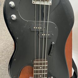 Silvertone by Samick Precision-Style Bass Guitar - Black