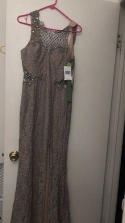 Party dressed ( best offer)