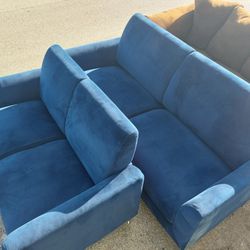 SOFA SET LIKE BRAND NEW FOR SALE!!!!...each