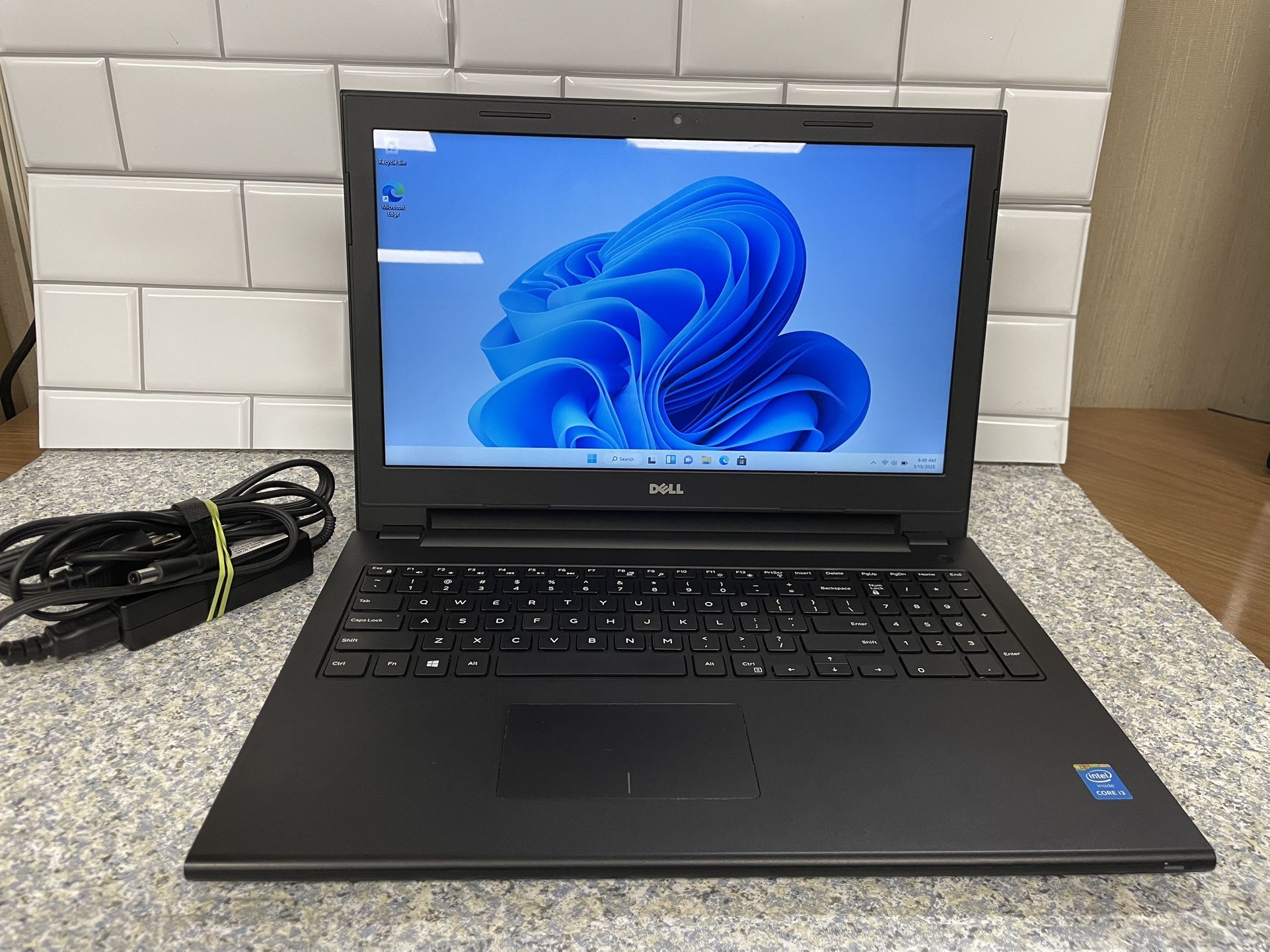 Dell Inspiron 3543 15 1tb 8 gb ram 2.00 GHz windows 11 i3 5th Gen no offers or trades please!!