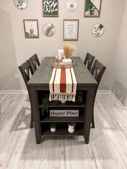 Caitbrook Counter Height Dining Table and 4 Barstools