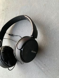 Sony headphone as it condition pick up location 32837