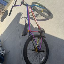 26IN HYPER JET FUEL BMX