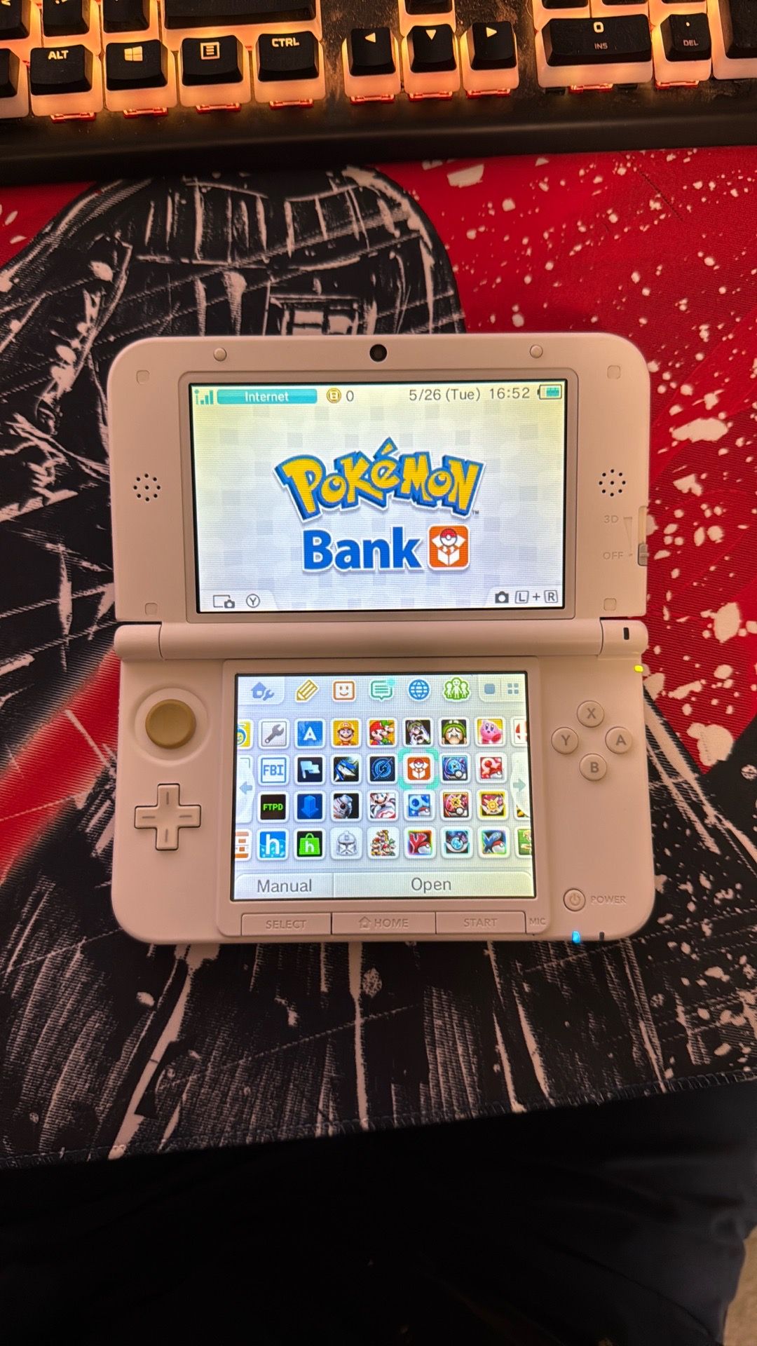 Pink 3ds XL with Pokemon bank and 75+ games