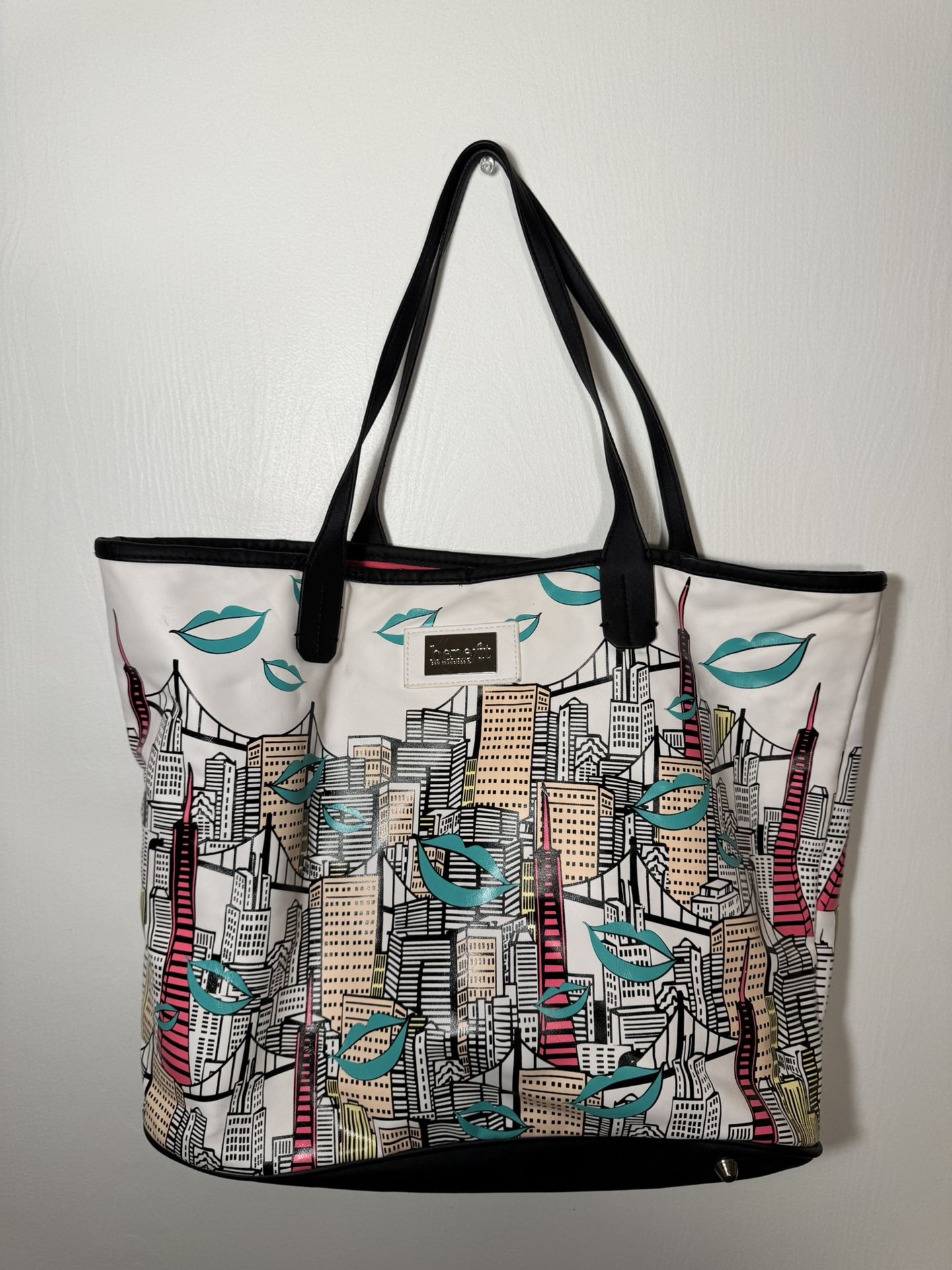 Benefit Cosmetics Promo Branded Large Tote/Bag San Francisco City Skyline