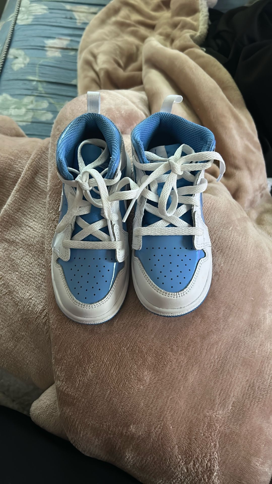 Kids Shoes 