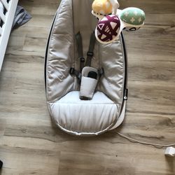 4moms MamaRoo Baby Swing 