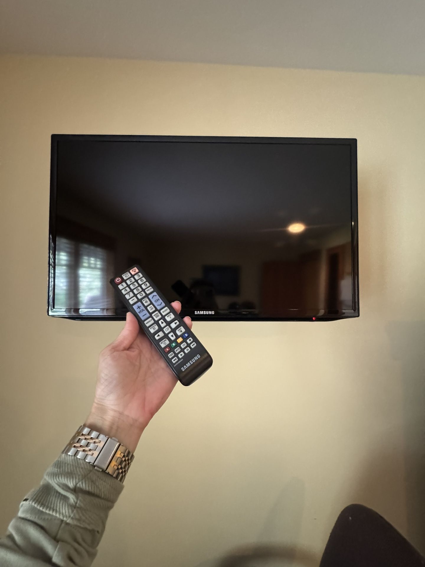Samsung 32 Inch TV