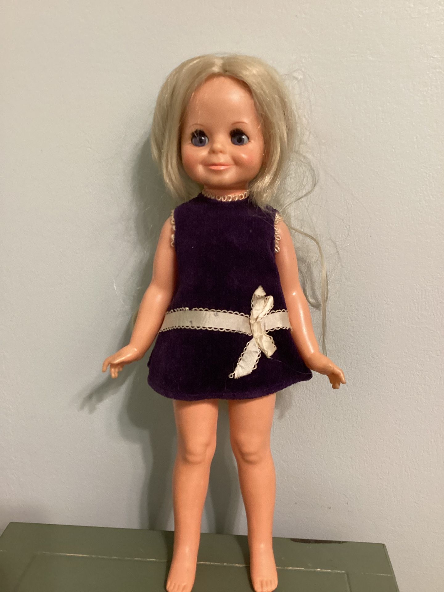 1970 Velvet Doll Crissy's Cousin w Growing Hair Works 16 Inch Tall