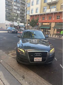 AUDI Q5