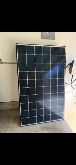 LG Solar PV Panels 315W each