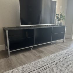 Tv Stand 70”