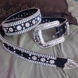Miss Me Womens Leather Jeweled Belts