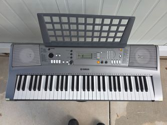 Yamaha YPT 310