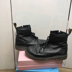 Dr. Marten’s Women’s Boots Size 5