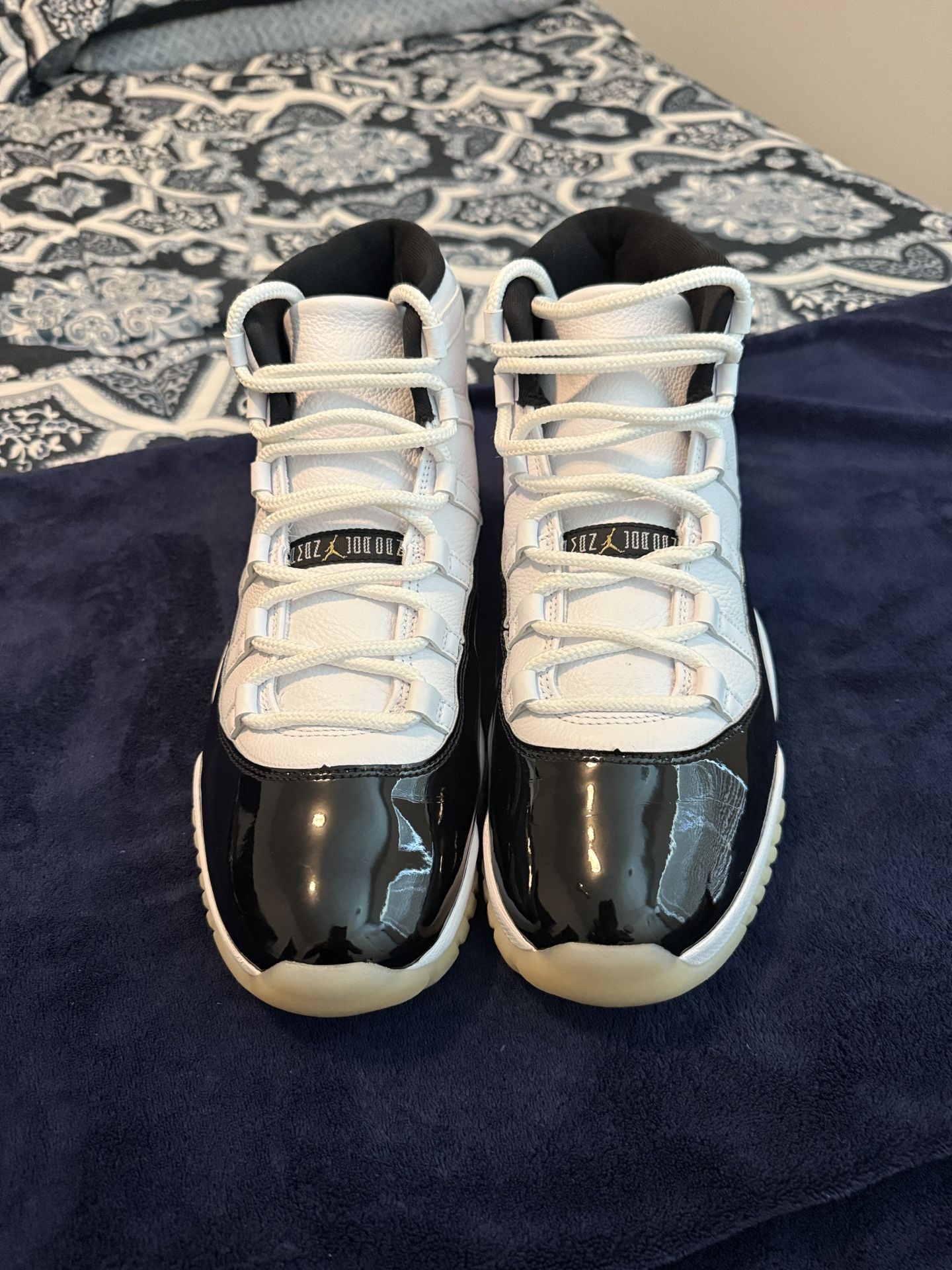 Like new! Jordan 11 “Gratitude “