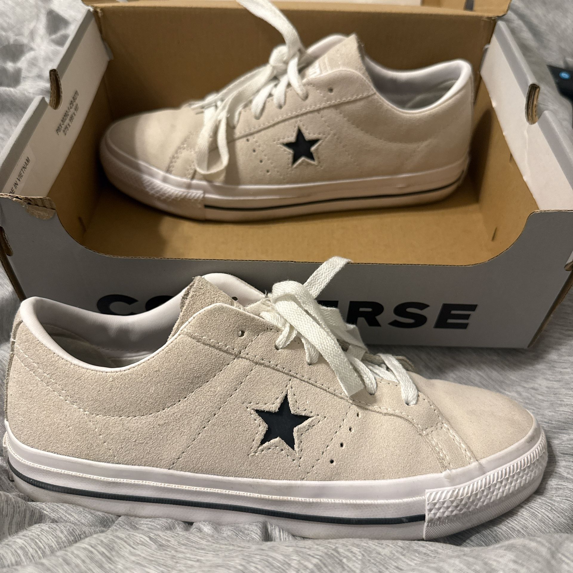 Converse One Star Pro