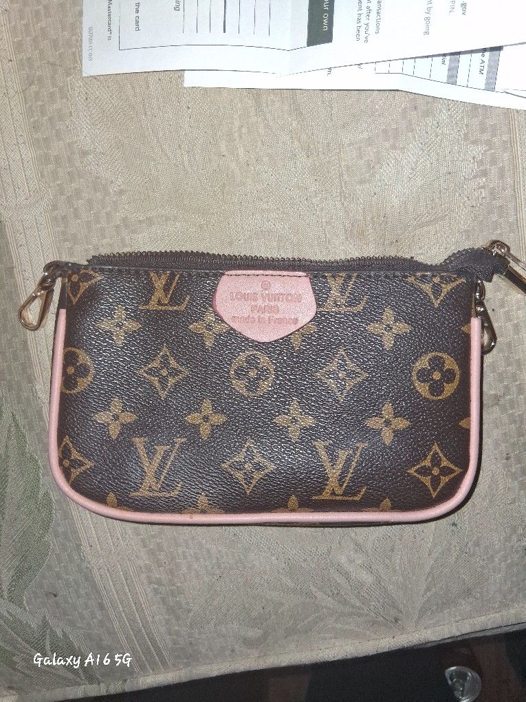 Louis Vuitton Clutch (No Strap)