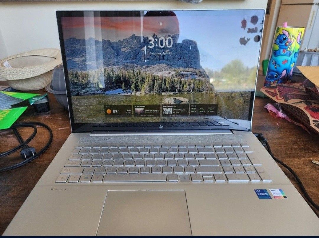 Hp Evny Touch Screem Laptop