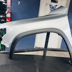 GMC Acadia 2020-2023 Left Driver Side Fender Oem