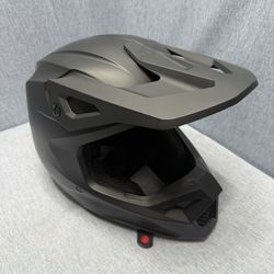 Fox Racing V1 Dot Helmet Black Size Medium FMVSS No. 218 CERTIFIED ECE R22-06