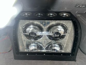Speaker box with Amp