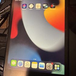Black iPad Mini 4 128gb WiFi + Cellular