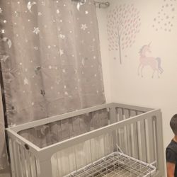 Baby Crib 