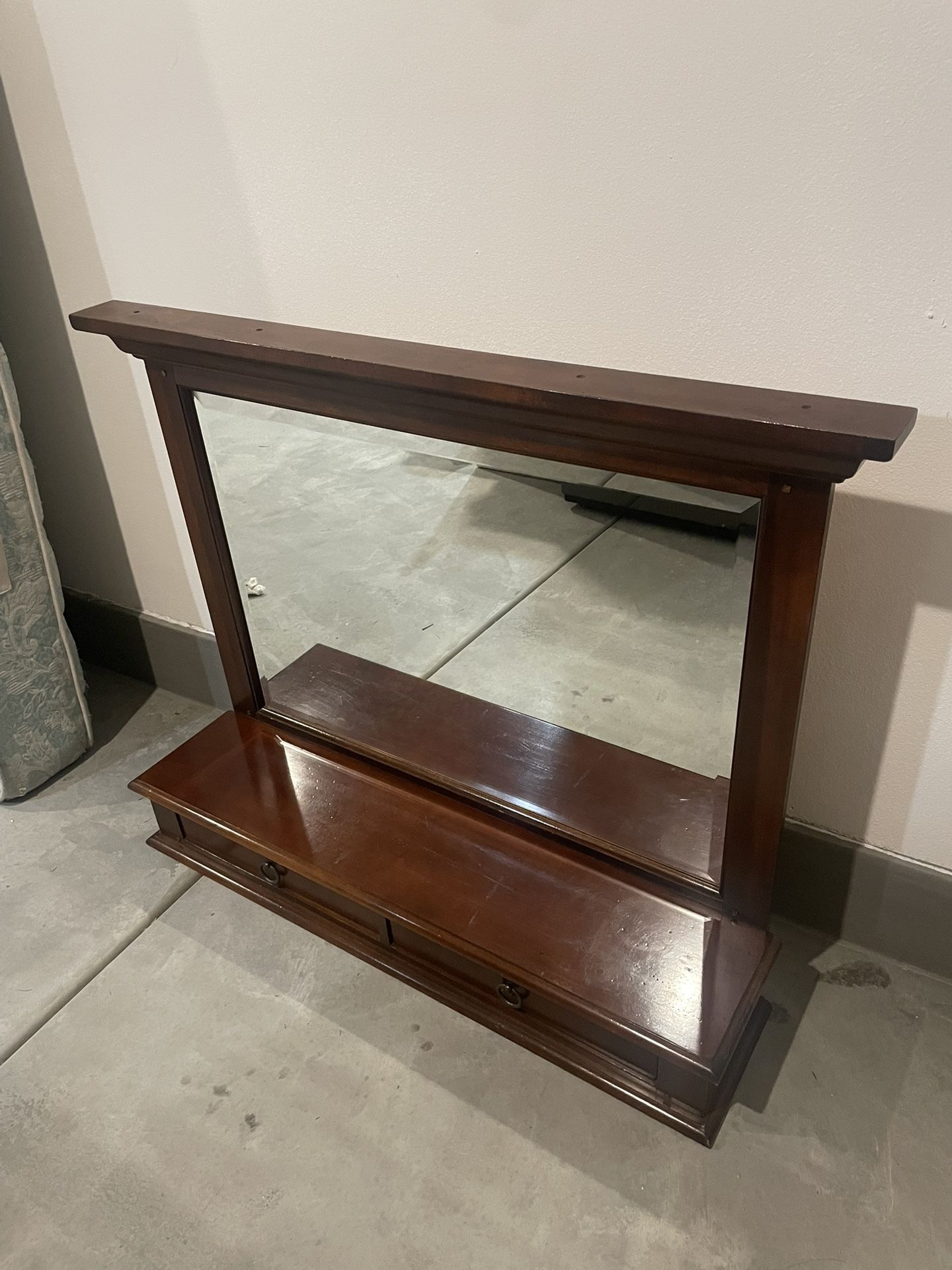 Dresser/Vanity Mirror with Drawers