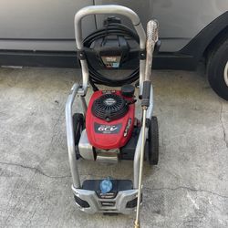 Honda pressure  washer  and pressure  cleaner  3100 psi /2.5 Gpm works  perfect  for  your  small  business